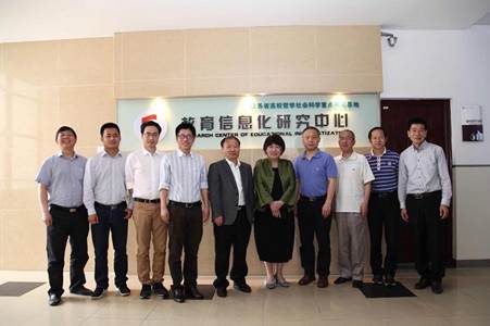 http://renwen.jiangnan.edu.cn/__local/C/D1/3A/5B038823B8DBD2B0A617284D02F_7744BBB6_166D8.jpg